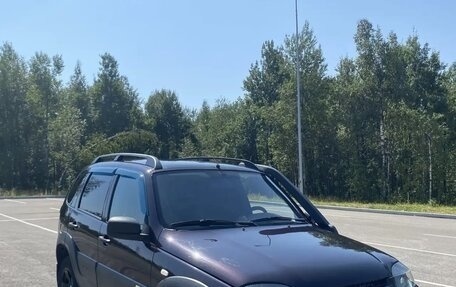 Chevrolet Niva I рестайлинг, 2017 год, 700 000 рублей, 2 фотография