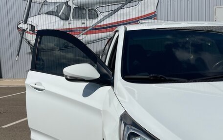Hyundai Solaris II рестайлинг, 2011 год, 950 000 рублей, 7 фотография