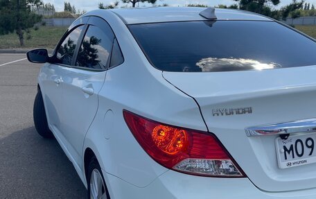 Hyundai Solaris II рестайлинг, 2011 год, 950 000 рублей, 9 фотография