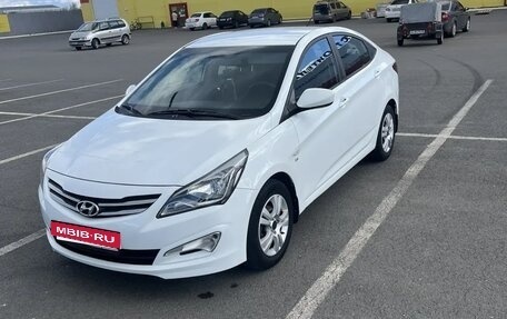 Hyundai Solaris II рестайлинг, 2016 год, 1 100 000 рублей, 6 фотография