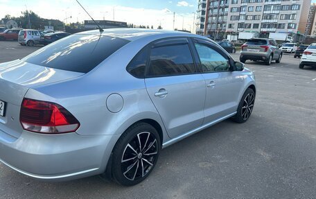 Volkswagen Polo VI (EU Market), 2011 год, 560 000 рублей, 3 фотография