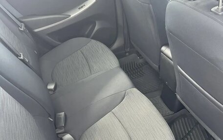 Hyundai Solaris II рестайлинг, 2016 год, 1 100 000 рублей, 15 фотография