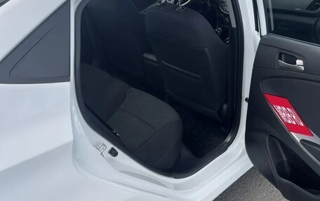 Hyundai Solaris II рестайлинг, 2016 год, 1 100 000 рублей, 16 фотография