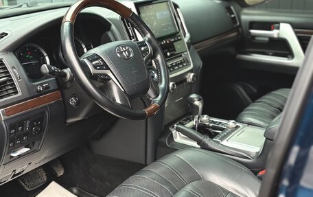 Toyota Land Cruiser 200, 2019 год, 7 500 000 рублей, 10 фотография