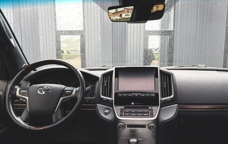 Toyota Land Cruiser 200, 2019 год, 7 500 000 рублей, 15 фотография