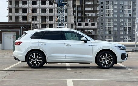 Volkswagen Touareg III, 2020 год, 4 250 000 рублей, 9 фотография