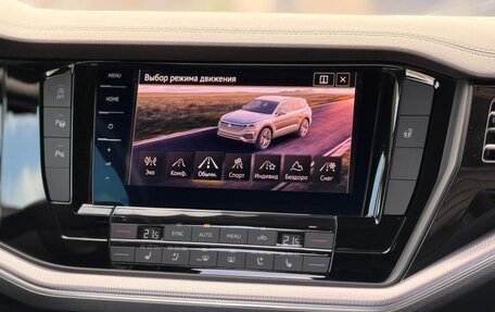 Volkswagen Touareg III, 2020 год, 4 250 000 рублей, 8 фотография