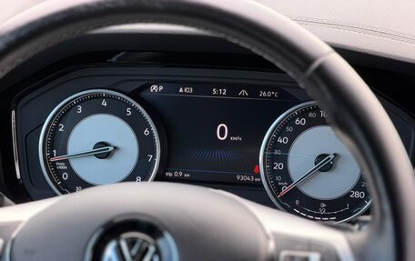 Volkswagen Touareg III, 2020 год, 4 250 000 рублей, 6 фотография