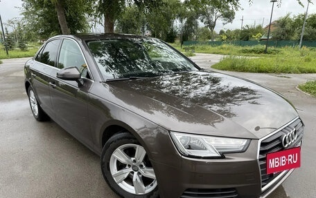 Audi A4, 2017 год, 1 850 000 рублей, 11 фотография
