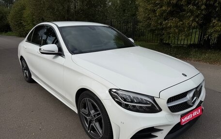 Mercedes-Benz C-Класс, 2018 год, 3 300 000 рублей, 1 фотография