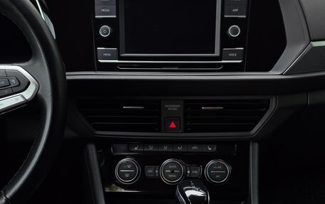 Volkswagen Jetta VII, 2022 год, 225 000 рублей, 11 фотография