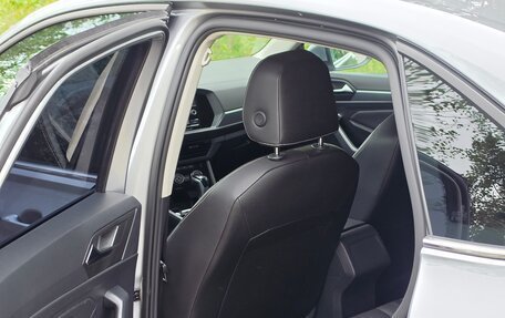 Volkswagen Jetta VII, 2022 год, 225 000 рублей, 15 фотография
