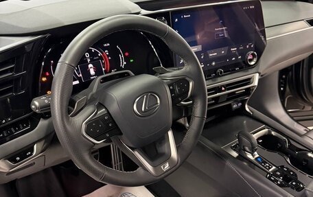 Lexus RX IV рестайлинг, 2024 год, 10 200 000 рублей, 14 фотография