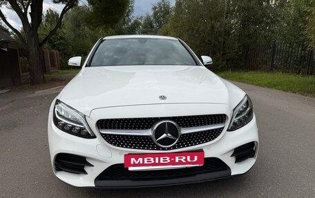 Mercedes-Benz C-Класс, 2018 год, 3 300 000 рублей, 5 фотография