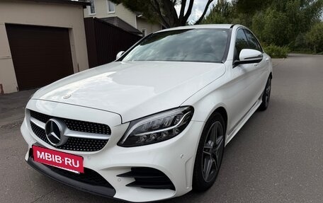 Mercedes-Benz C-Класс, 2018 год, 3 300 000 рублей, 23 фотография