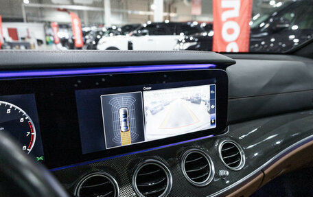 Mercedes-Benz E-Класс, 2017 год, 3 535 000 рублей, 21 фотография