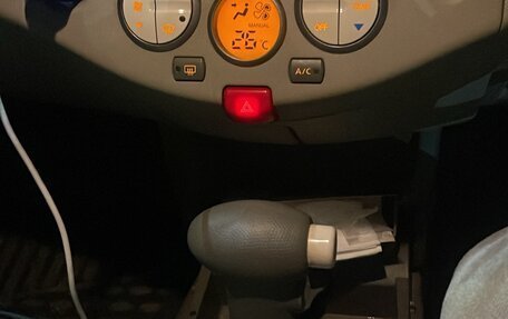 Nissan March III, 2005 год, 235 000 рублей, 9 фотография