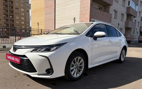 Toyota Corolla, 2021 год, 1 950 000 рублей, 5 фотография