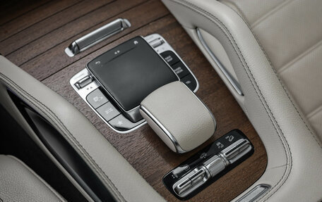 Mercedes-Benz GLS, 2019 год, 5 999 000 рублей, 22 фотография