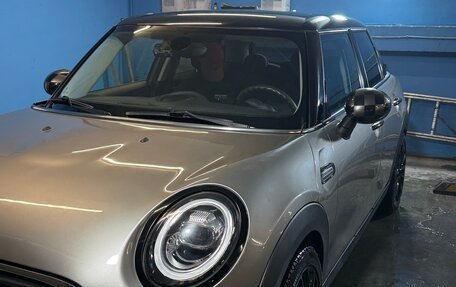 MINI Hatch, 2018 год, 1 800 000 рублей, 2 фотография