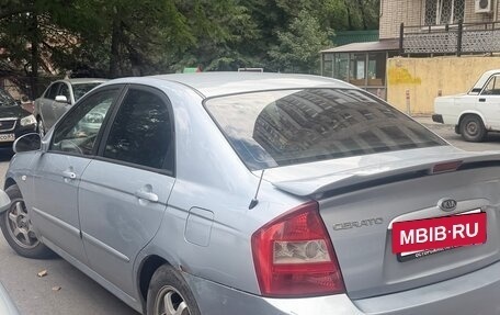 KIA Cerato I, 2005 год, 400 000 рублей, 6 фотография