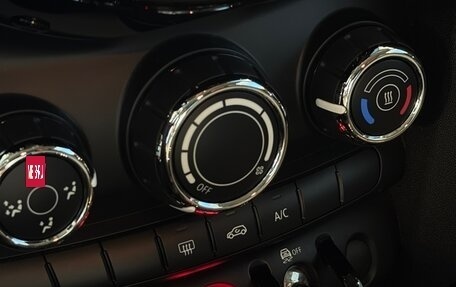 MINI Hatch, 2018 год, 1 800 000 рублей, 6 фотография