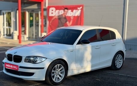 BMW 1 серия, 2009 год, 750 000 рублей, 1 фотография