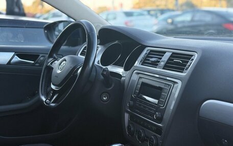 Volkswagen Jetta VI, 2017 год, 1 375 000 рублей, 10 фотография