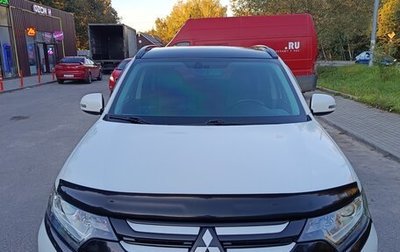 Mitsubishi Outlander III рестайлинг 3, 2017 год, 1 800 000 рублей, 1 фотография