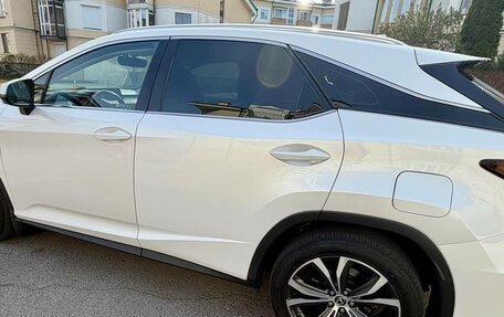 Lexus RX IV рестайлинг, 2019 год, 4 300 000 рублей, 9 фотография