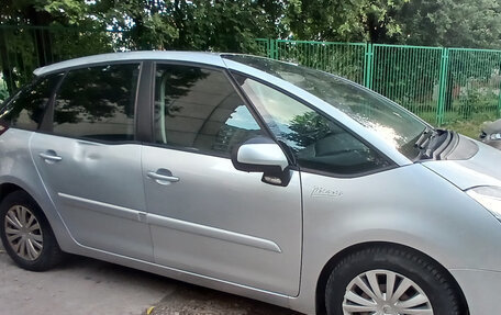 Citroen C4 Picasso II рестайлинг, 2011 год, 340 000 рублей, 2 фотография
