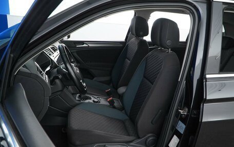 Volkswagen Tiguan II, 2019 год, 2 300 444 рублей, 10 фотография