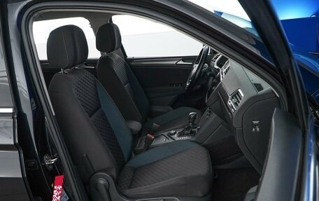 Volkswagen Tiguan II, 2019 год, 2 300 444 рублей, 8 фотография