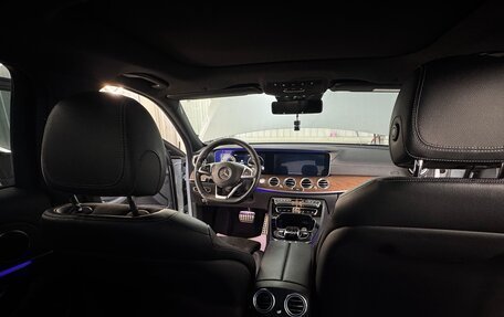 Mercedes-Benz E-Класс, 2016 год, 2 400 000 рублей, 13 фотография