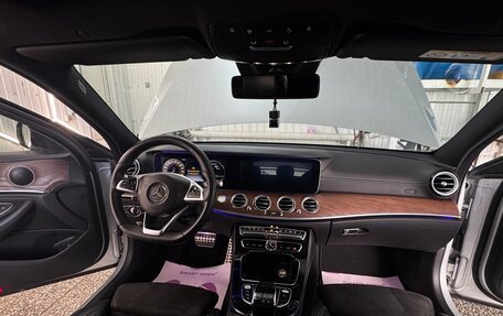 Mercedes-Benz E-Класс, 2016 год, 2 400 000 рублей, 12 фотография
