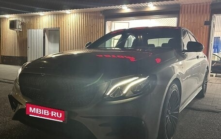 Mercedes-Benz E-Класс, 2016 год, 2 400 000 рублей, 22 фотография