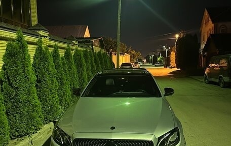 Mercedes-Benz E-Класс, 2016 год, 2 400 000 рублей, 30 фотография