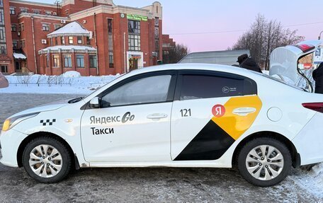 KIA Rio IV, 2018 год, 680 000 рублей, 3 фотография