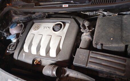 Volkswagen Touran III, 2008 год, 500 000 рублей, 11 фотография
