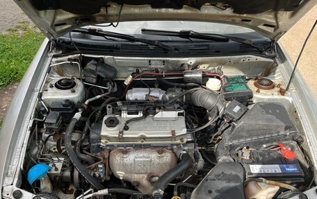 Mitsubishi Carisma I, 2001 год, 160 000 рублей, 7 фотография