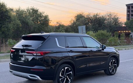 Mitsubishi Outlander, 2022 год, 2 600 000 рублей, 8 фотография