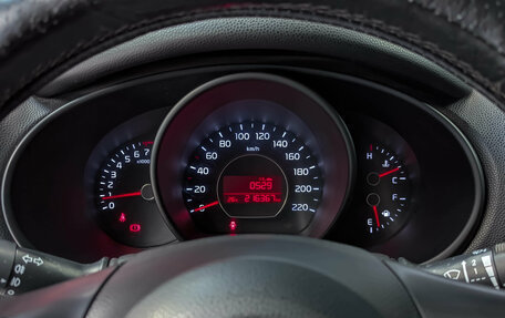 KIA Soul II рестайлинг, 2014 год, 970 000 рублей, 24 фотография