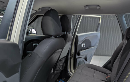KIA Soul II рестайлинг, 2014 год, 970 000 рублей, 28 фотография