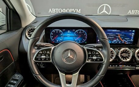 Mercedes-Benz GLA, 2021 год, 3 355 000 рублей, 15 фотография