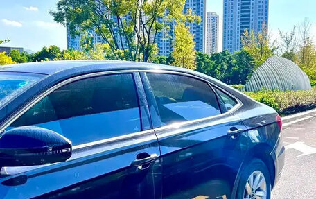 Volkswagen Passat B8 рестайлинг, 2022 год, 1 800 400 рублей, 10 фотография