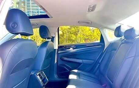 Volkswagen Passat B8 рестайлинг, 2022 год, 1 800 400 рублей, 15 фотография