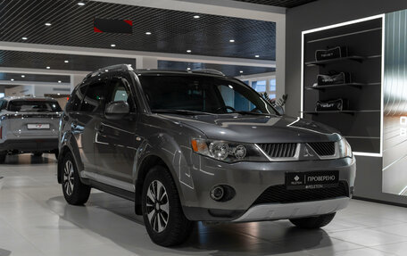 Mitsubishi Outlander III рестайлинг 3, 2008 год, 930 000 рублей, 2 фотография