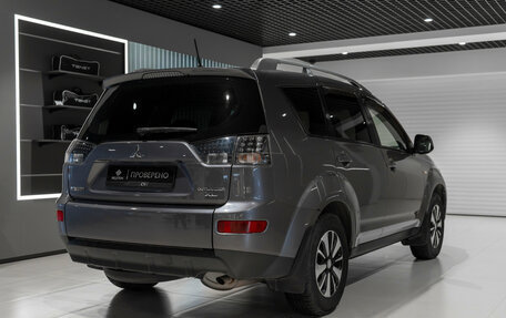 Mitsubishi Outlander III рестайлинг 3, 2008 год, 930 000 рублей, 4 фотография