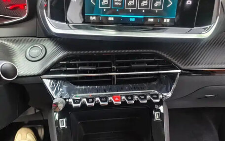 Peugeot 2008 II, 2022 год, 1 585 550 рублей, 11 фотография