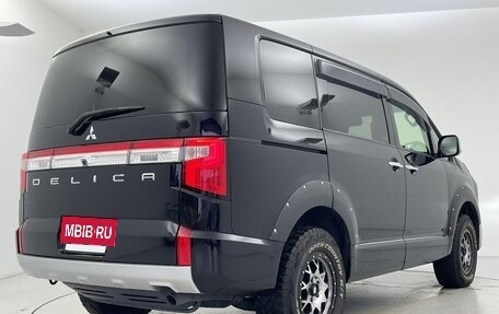 Mitsubishi Delica D:5 I, 2023 год, 2 950 200 рублей, 6 фотография